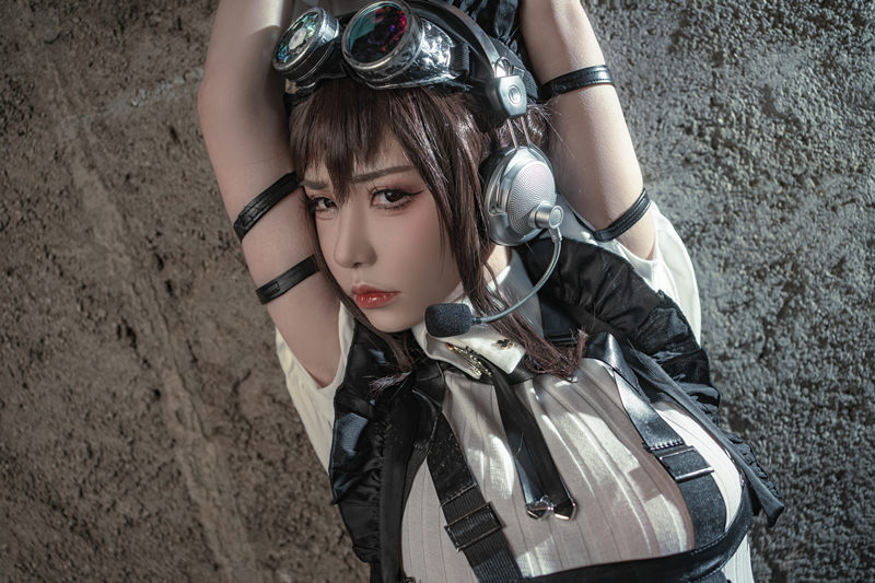 极品CosPlay爆机少女 喵小吉 战斗女仆[41P/3V/3.49G]