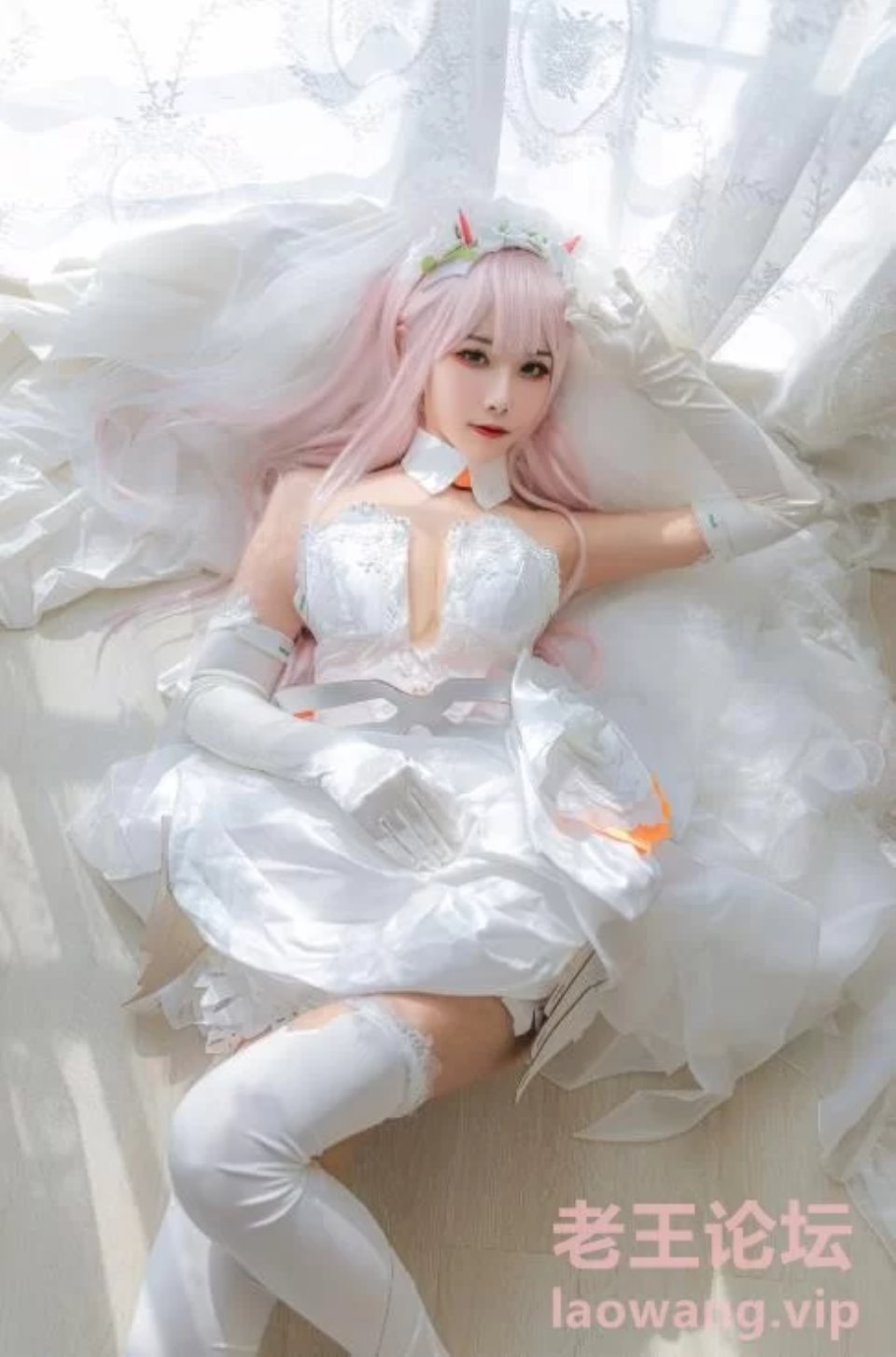 [国产coser] [转载搬运] Momoko葵葵 7套合集 310P-1.98G 【百度云】 [310P+1.98G][百度盘]