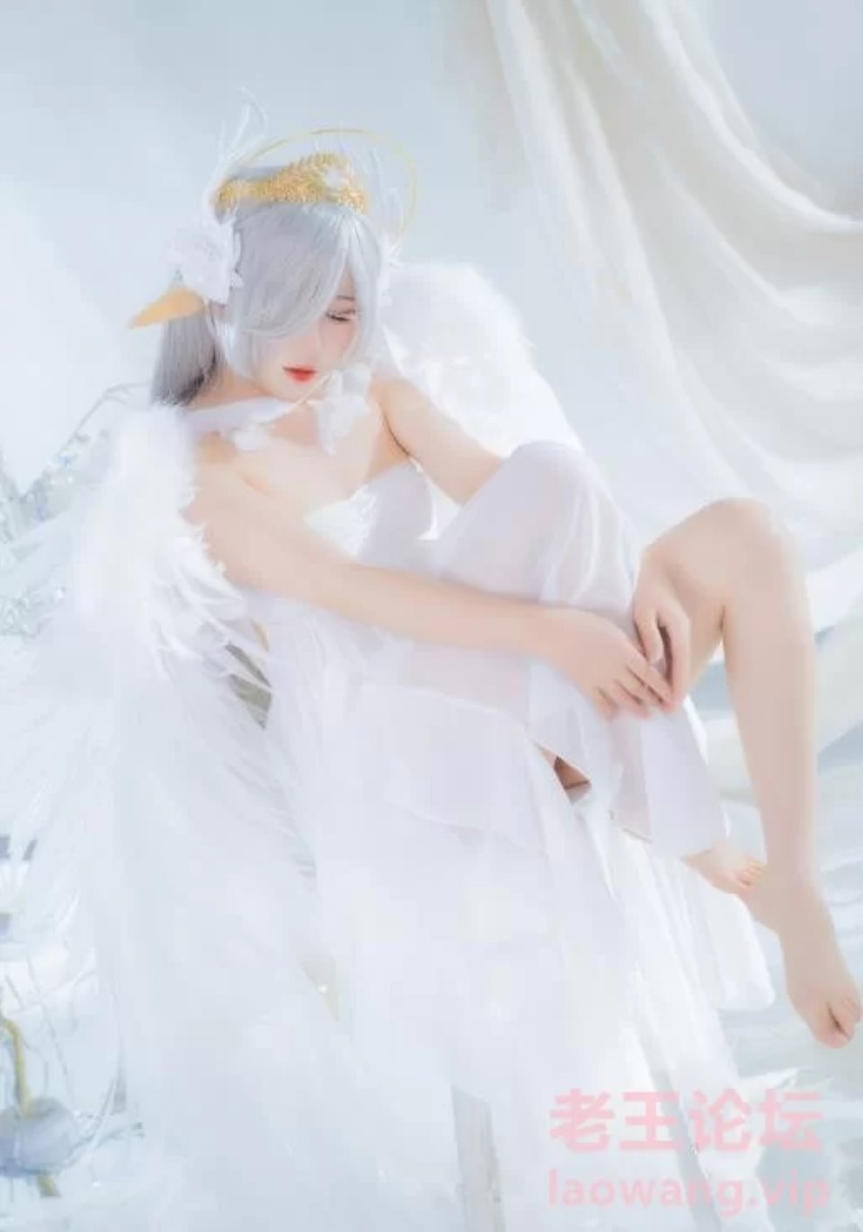 [国产coser] [转载搬运] 喵喵的喵吖 13套合集 261P-1.12G 【百度云】 [261P+1.12G][百度盘]